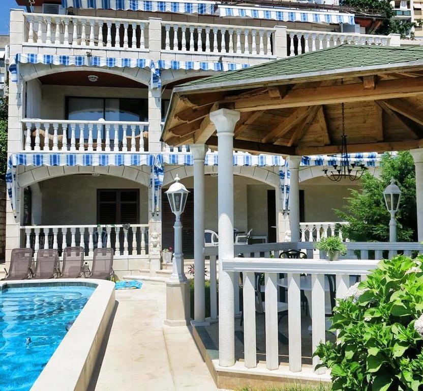 Guest House Vila Eli Herceg Novi Exterior photo